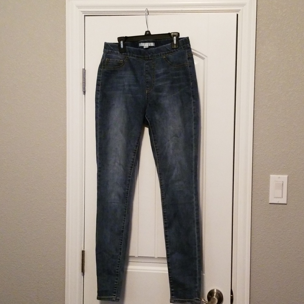 Boston Proper Pull-Up Jeans Size 6